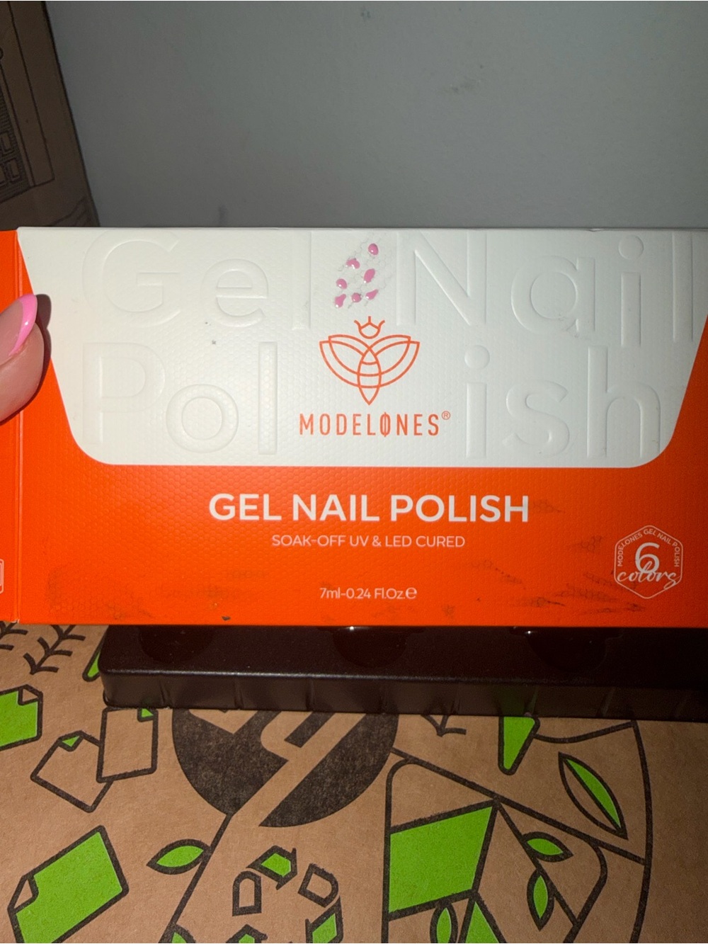 Modelones- iridescent gel nail polishes